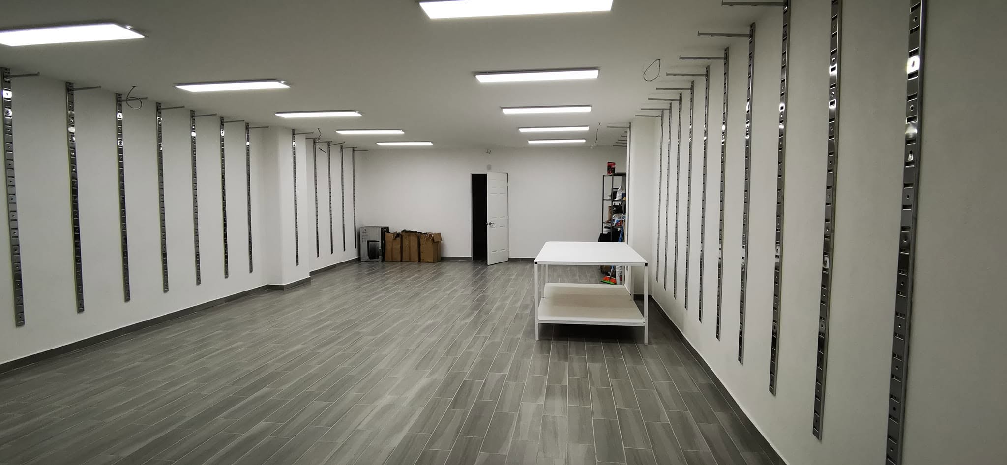Remodelación Bodega Comercial - Después